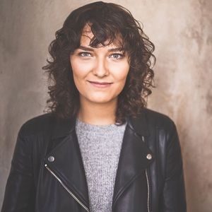 Meet your Posher, Elizabeth